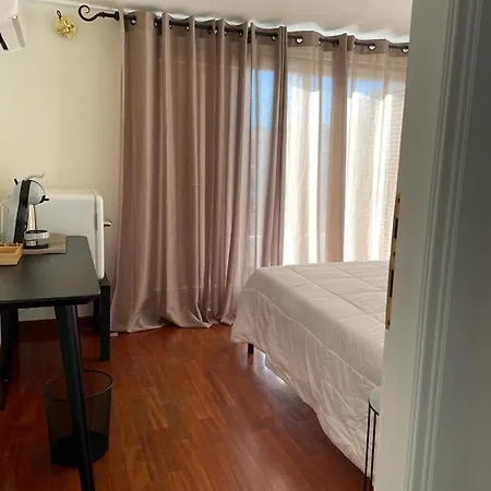 Gasthuis Excellent Paola's 3*