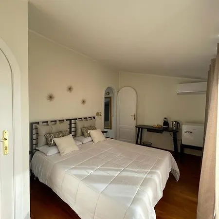 Gasthuis Excellent Paola's